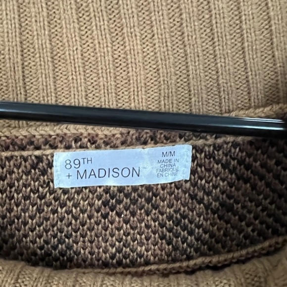 89th & Madison Cheetah Sweater Womens Med Cowl Neck Brown Black. - Picture 3 of 3